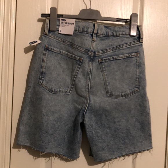 NWT Old Navy SKY- Hi Short. Size 8 - Picture 2 of 4